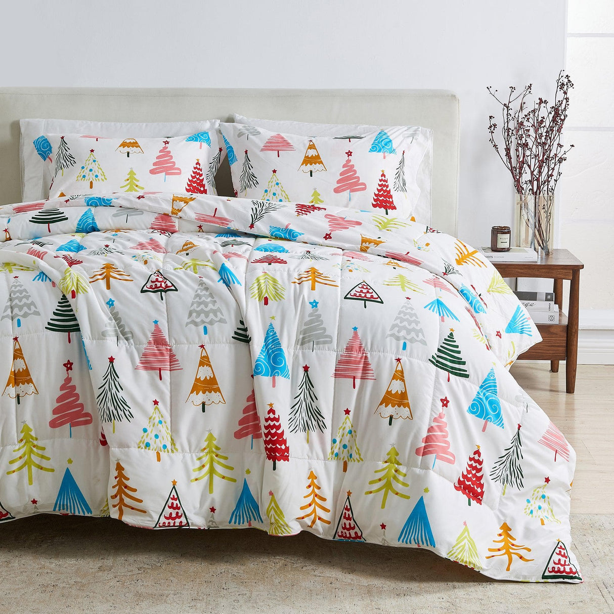 Reversible Christmas Comforter and Sham Set - Holiday Lodge Odette Collection