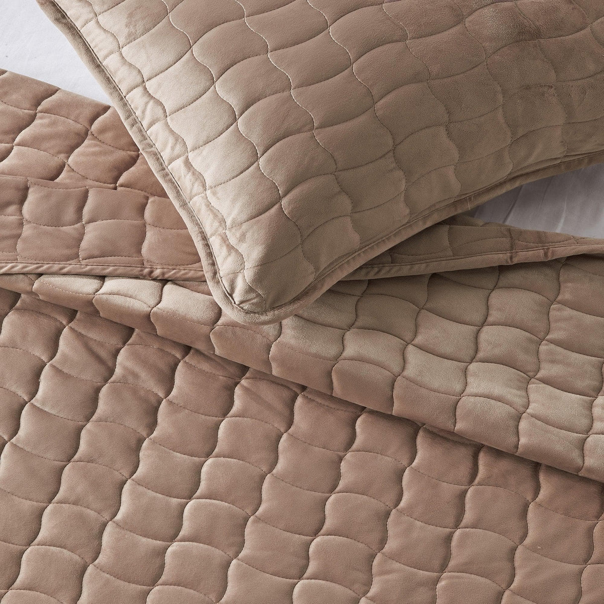 Velvet Box-Stitched Quilt Set - Vivica Collection