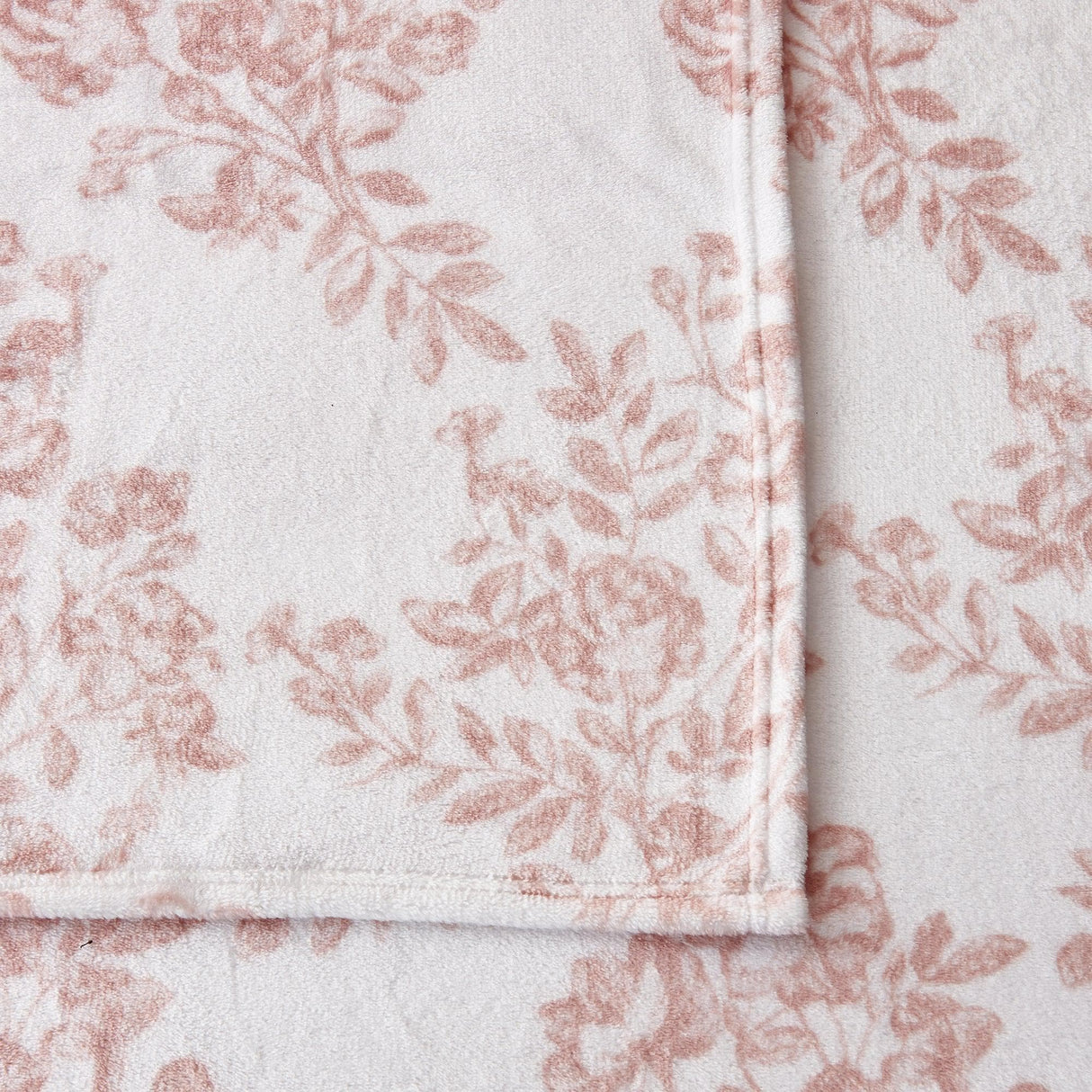 4-Piece Printed Plush Sheet - Velvet Luxe Collection