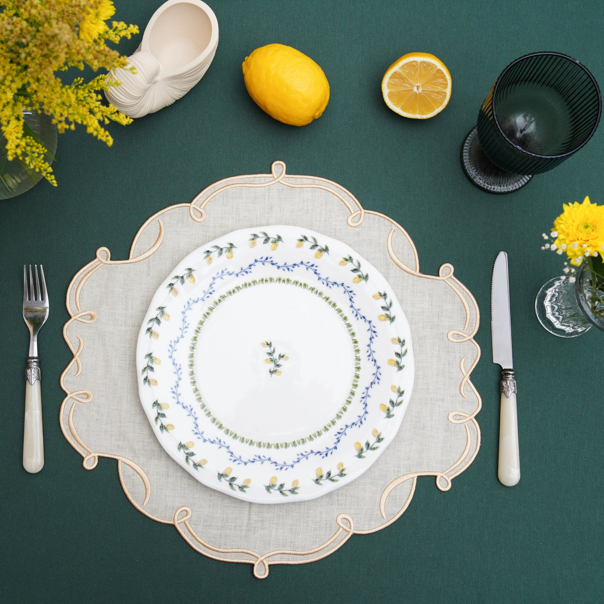 Celestia Linen Ivory Gold Trim Square Placemats