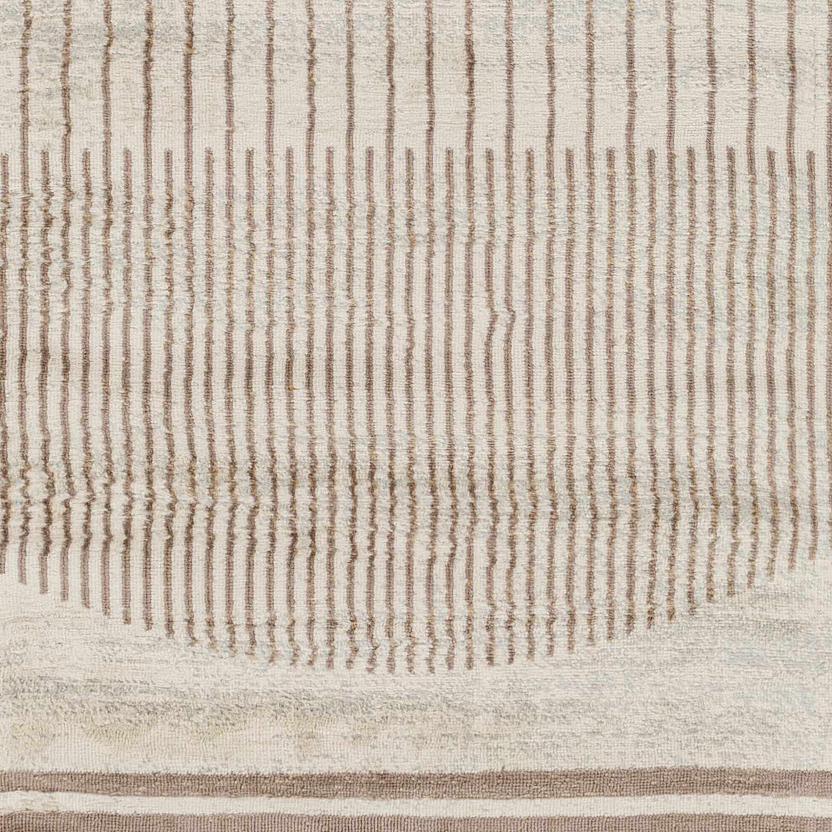 Howi Area Rug