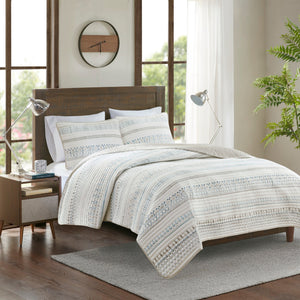 JLA Seersucker Quilt Set with Antimicrobial Finish