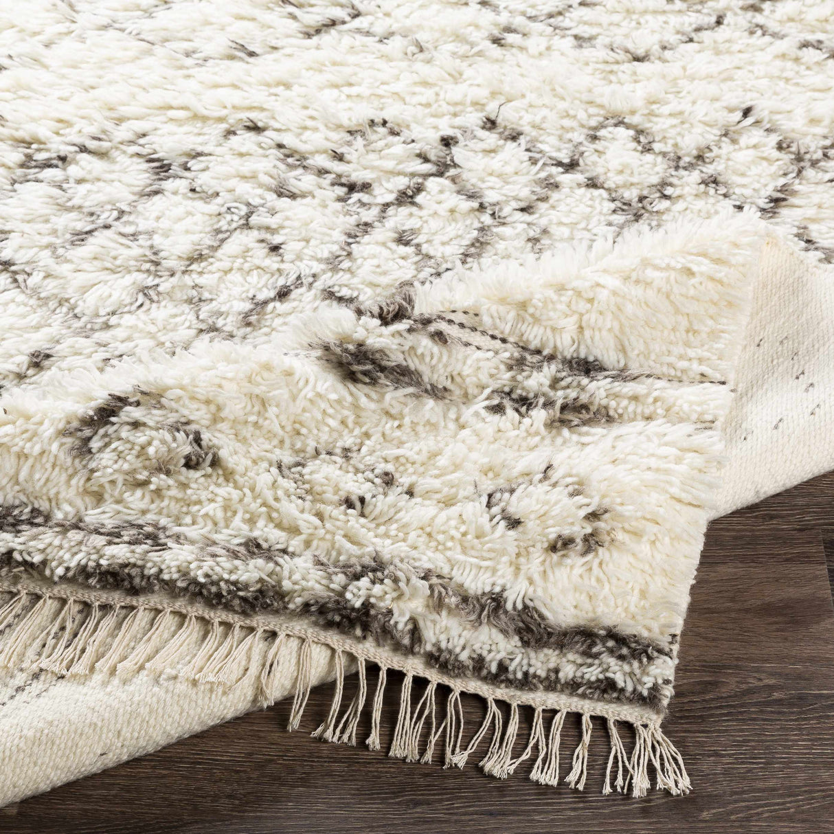 Lochwinnoch Area Rug - Clearance