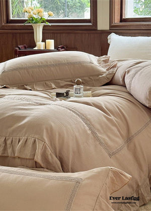 Madeleine Lace Double Gauze Ruffle Bedding Set / Brown