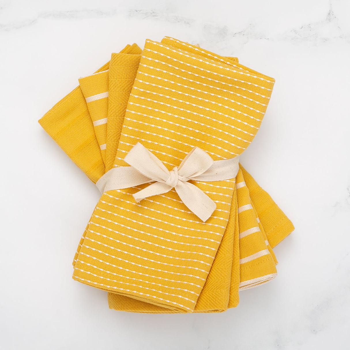 To Each Their Own napkin set - Turmeric & White