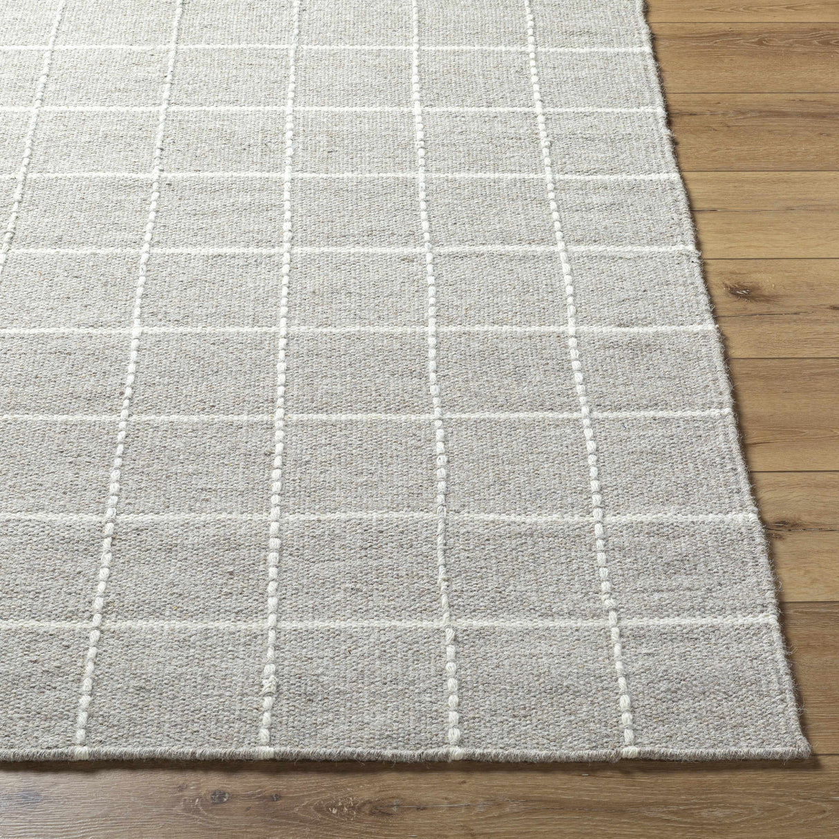 Nissa Sterling Gray Area Rug