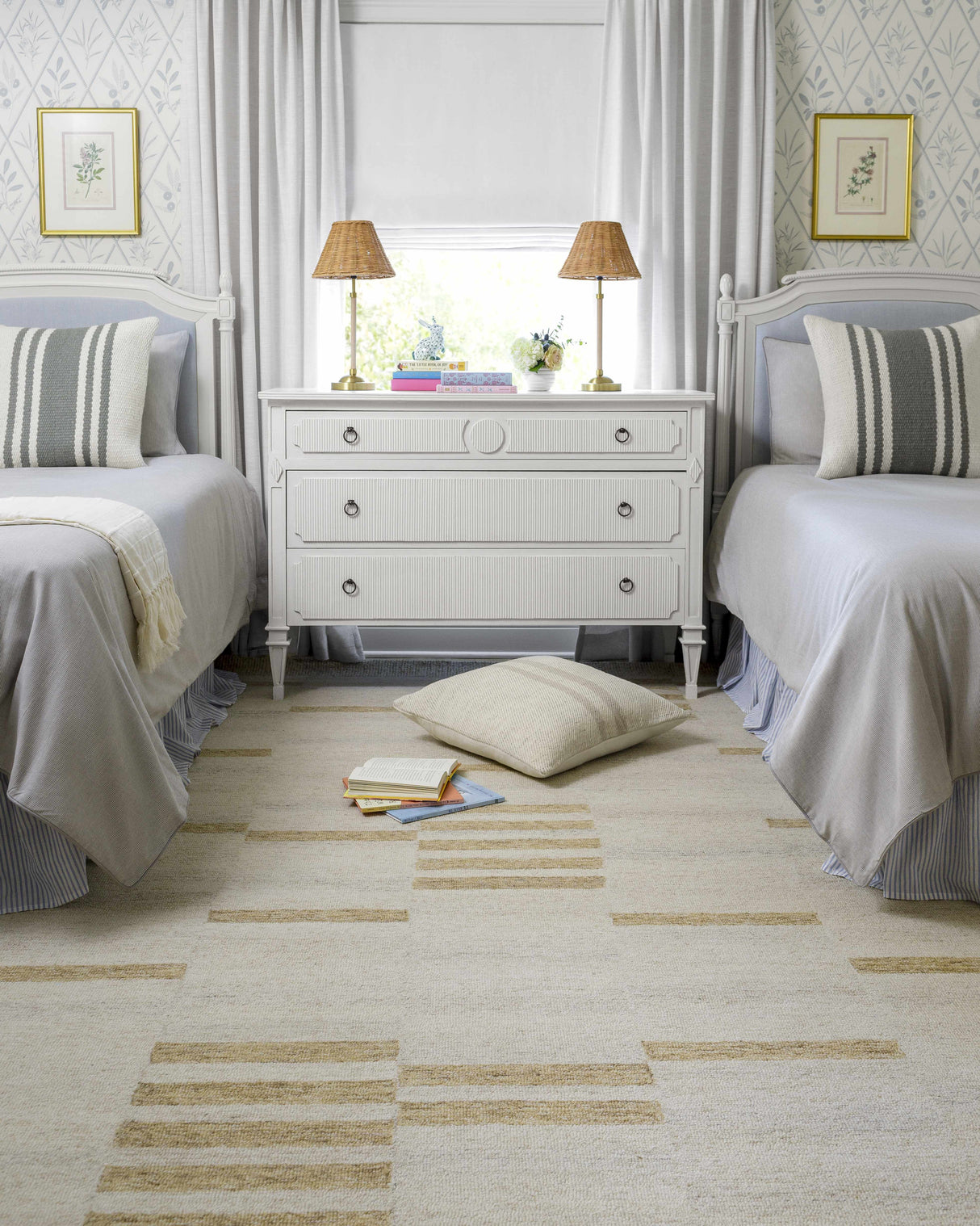 Nadav Beige Area Rug