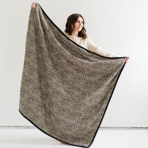 Outdoor Blanket by Saranoni