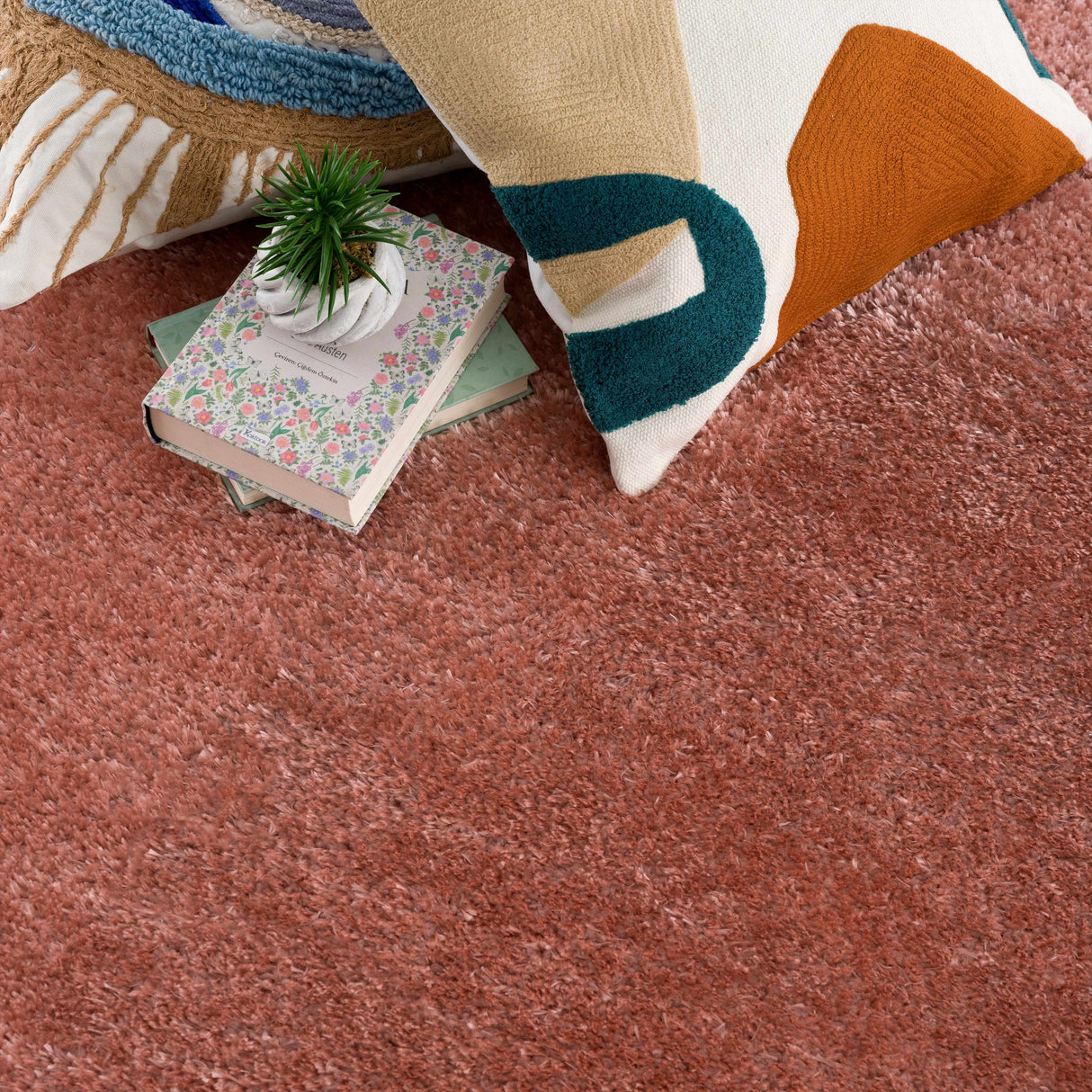 Rosava Dusty Pink Subtle Wavy Abstract Modern Minimalist Polyester Machine Woven Area Rug - Clearance