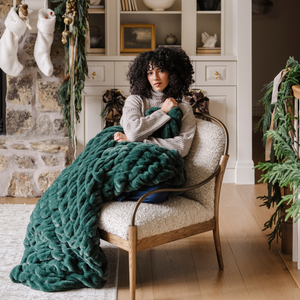 Saranoni DOUBLE RUCHED FAUX FUR THROW BLANKETS - view 22