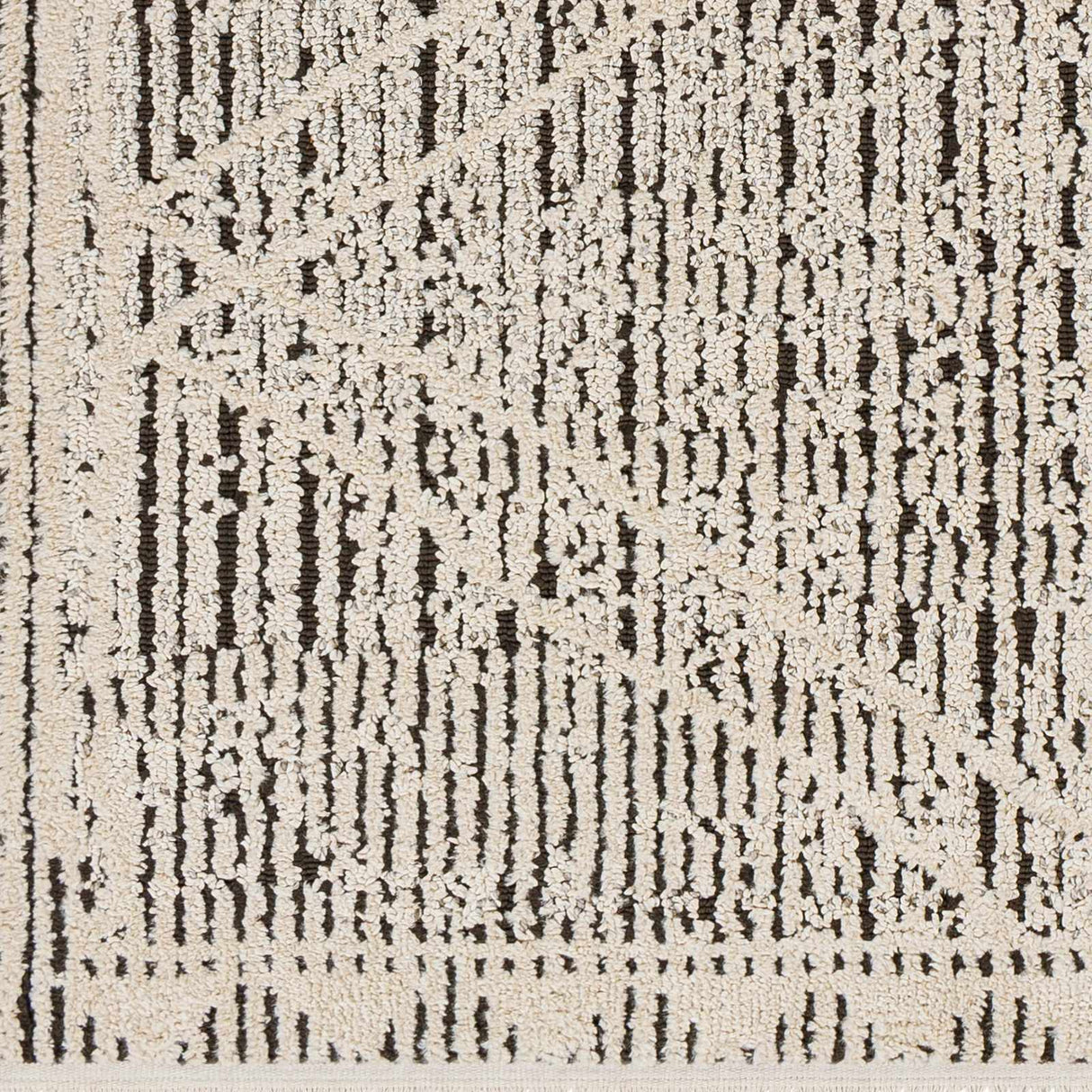 Luuk Area Rug