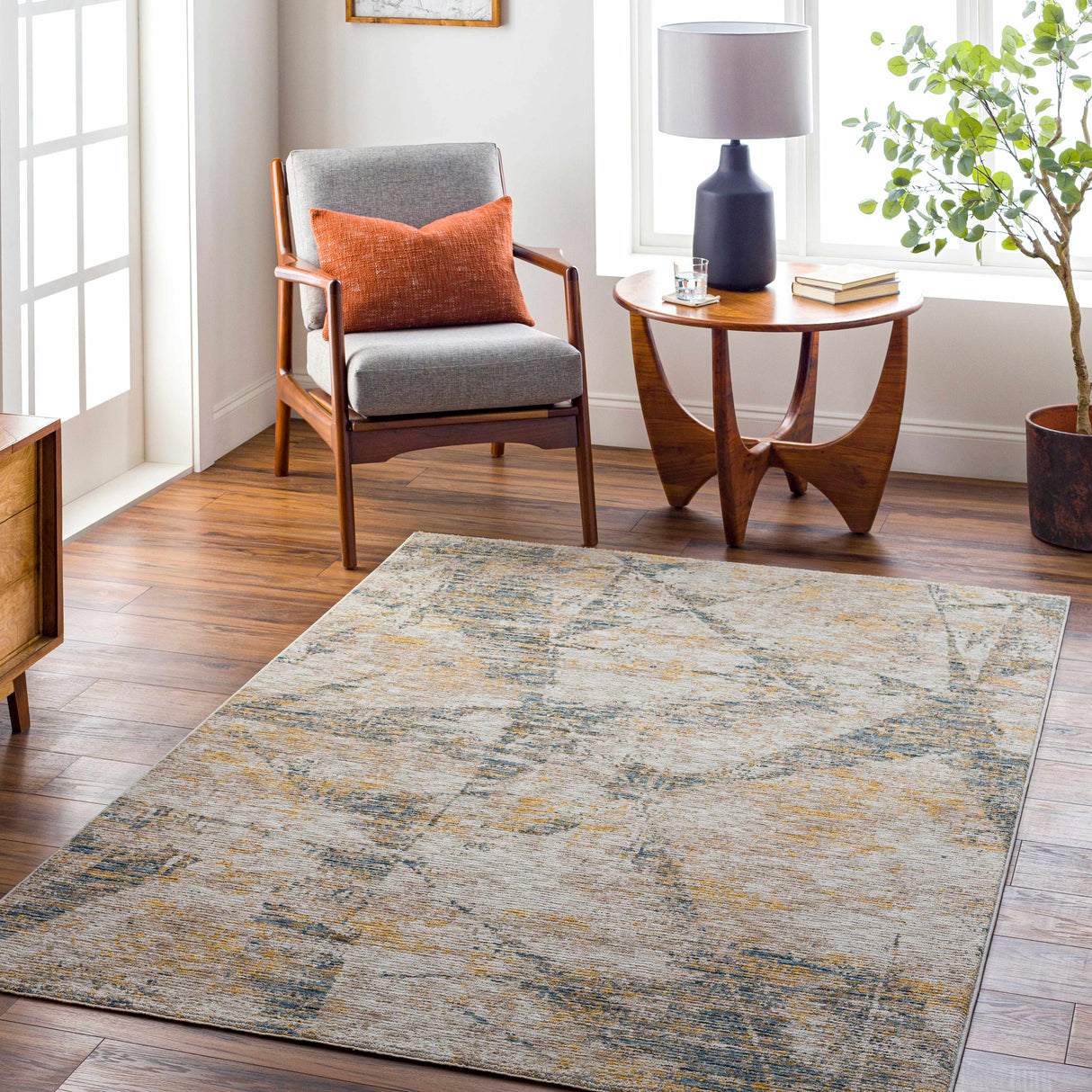 Cadao Rich Textured Traditional Rug