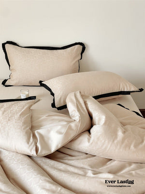 Silky Luxury Heart Textured Bedding Set / Beige