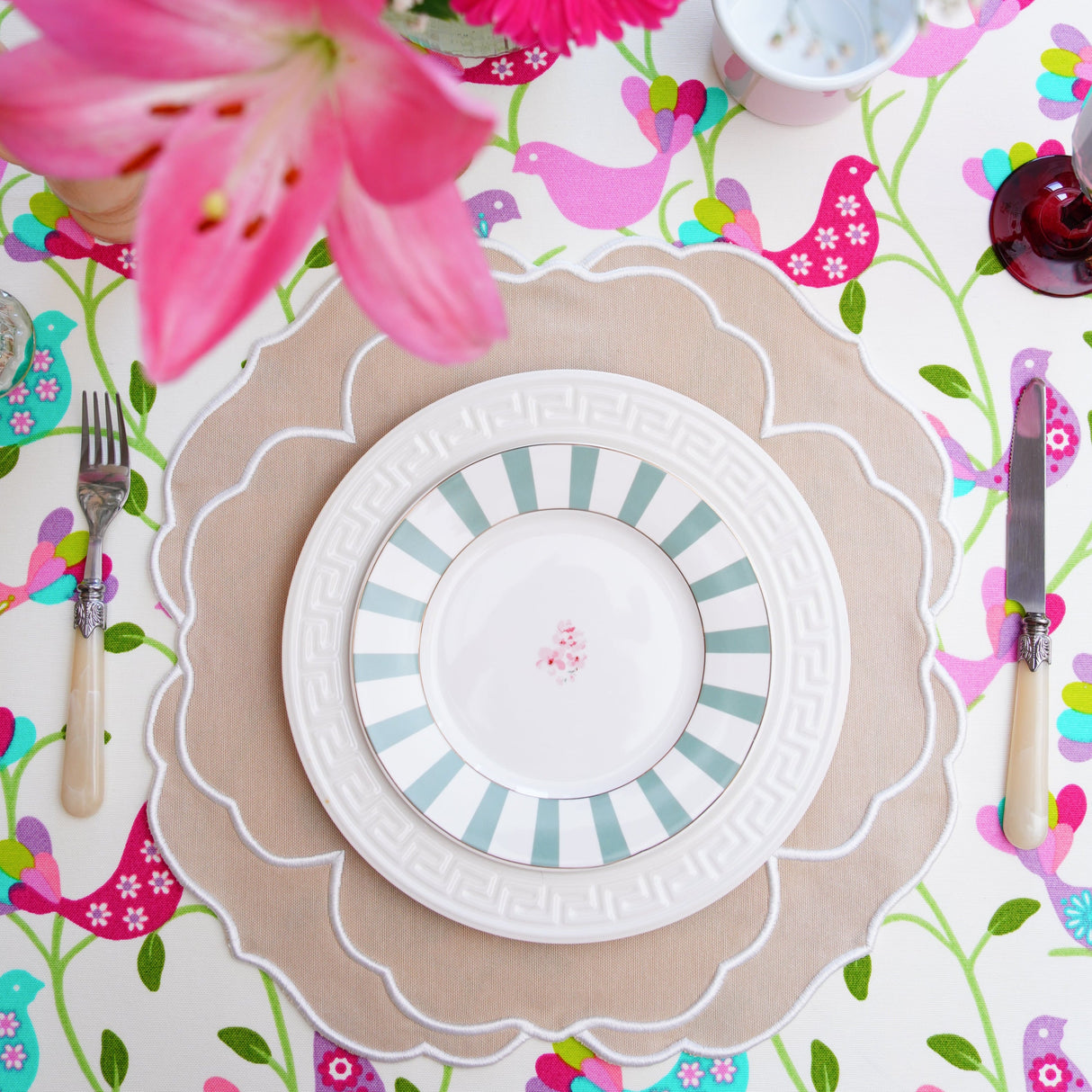 Sorelle Beige White Fabric Placemat