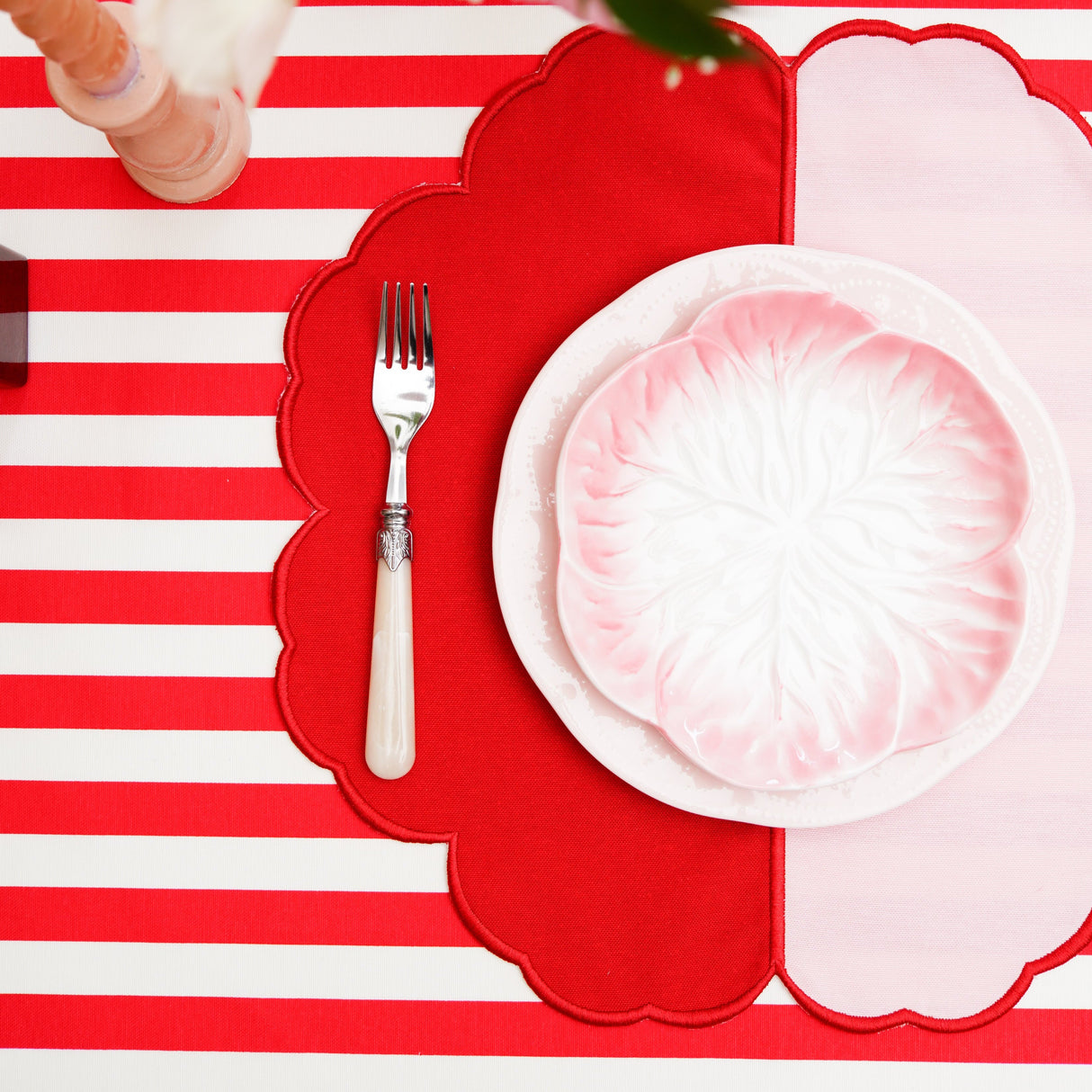 Duality Pink Red Scalloped Fabric Placemat