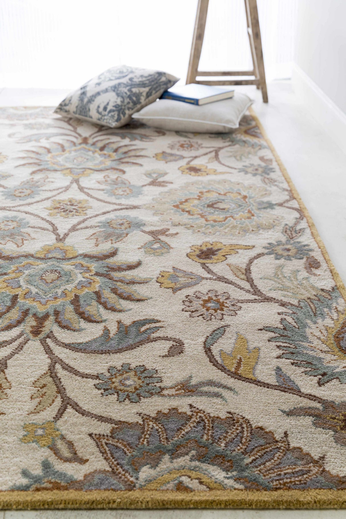 Conesus Hand Tufted Tan 1012 Area Rug