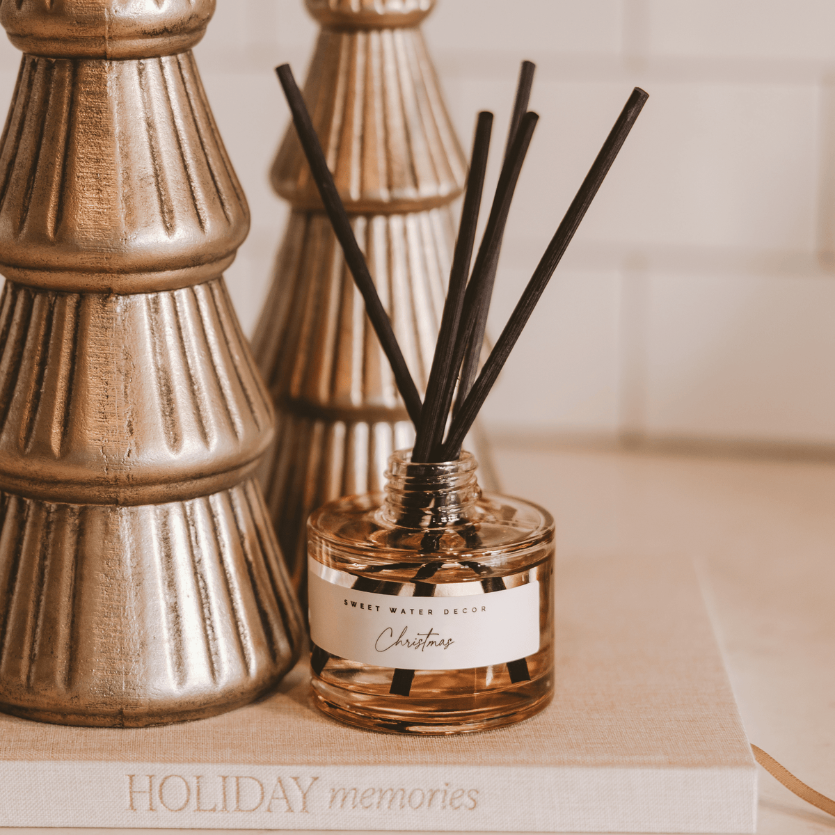 Christmas Tinted Glass Jar Reed Diffuser | Sweet Water Decor