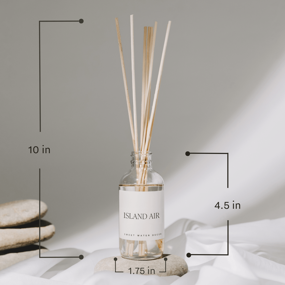Farmhouse Clear Reed Diffuser | Sweet Water Decor