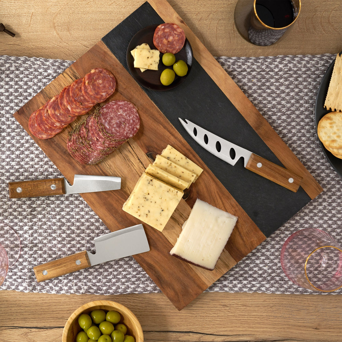 Twine Living Rustic Cheese Set