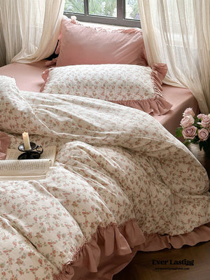 Vivienne Floral Double Gauze Bedding Set / Maroon Red