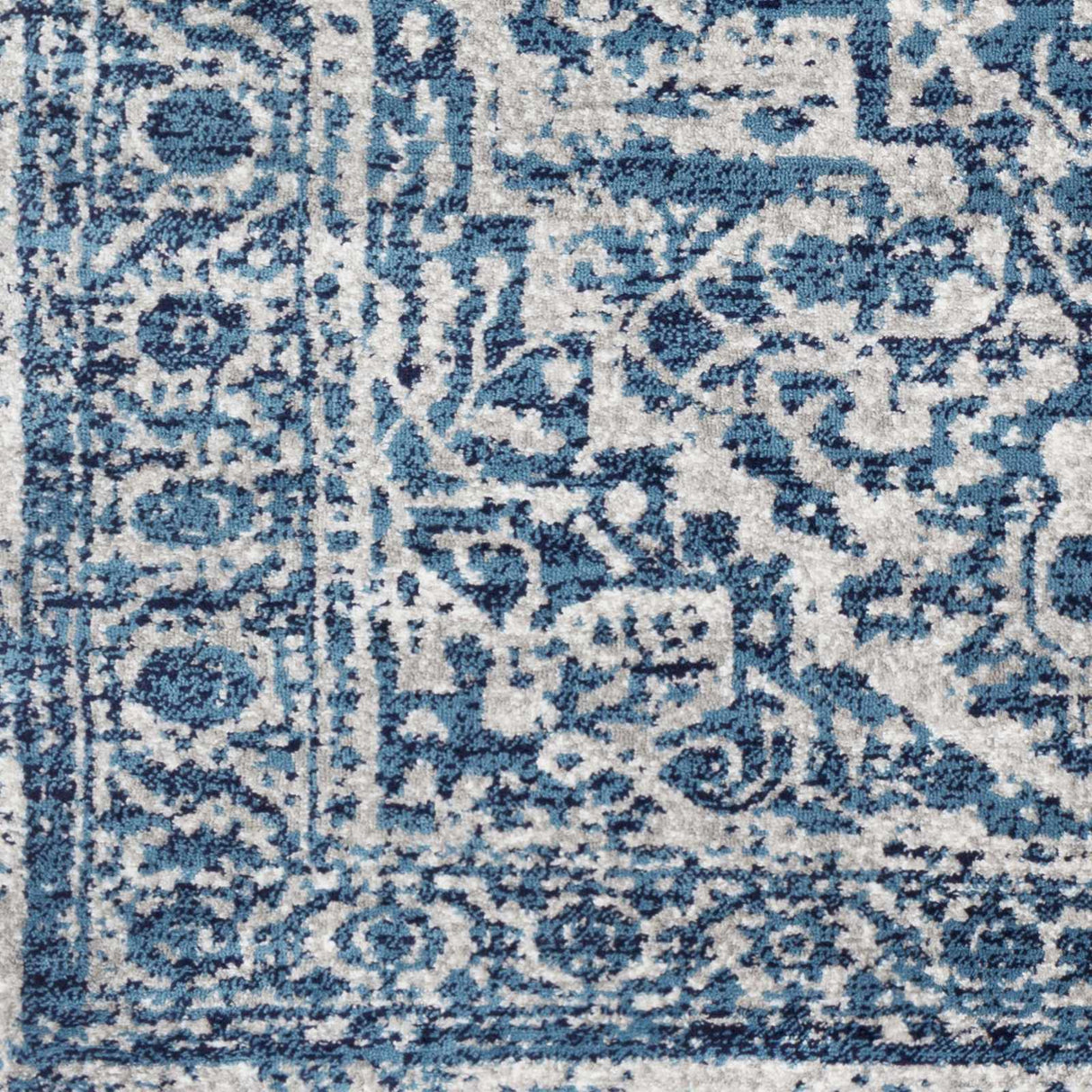 Wellsblue Traditional Rug - Promo