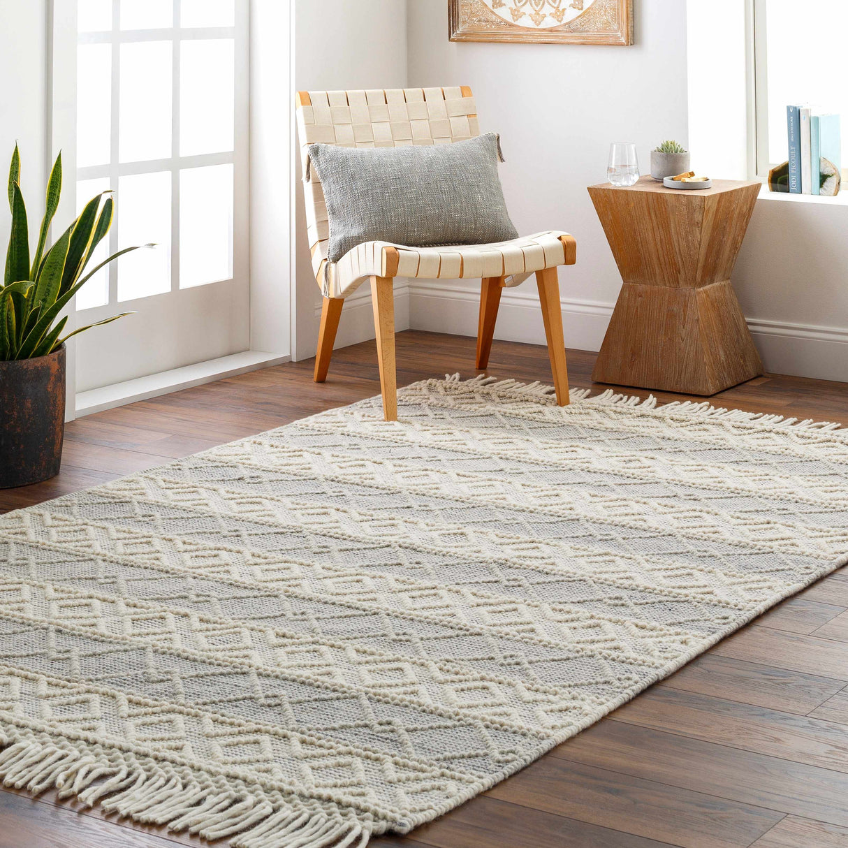 Zaza Wool Rug with Tassels - Clearance