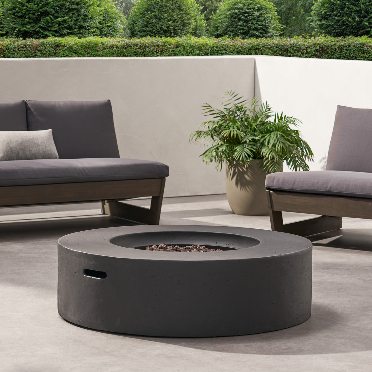 Lightweight Concrete Outdoor Circular Fire Pit