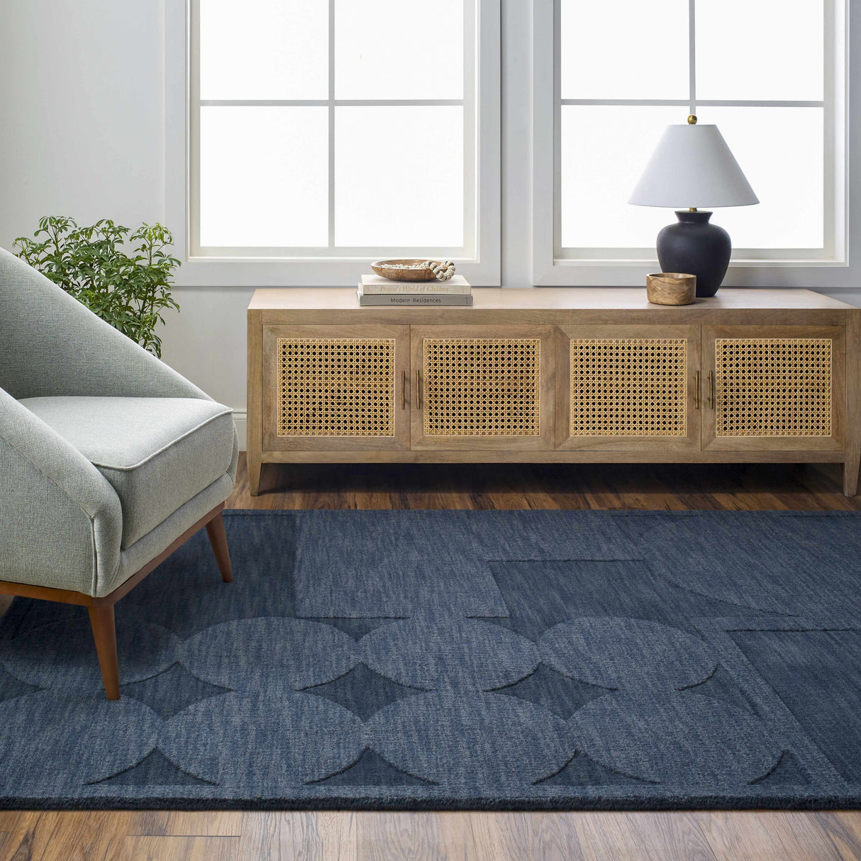 Oshae Area Rug
